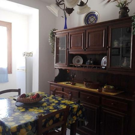 Casa Della Camperia Apartment ฟาวีญานา ภายนอก รูปภาพ