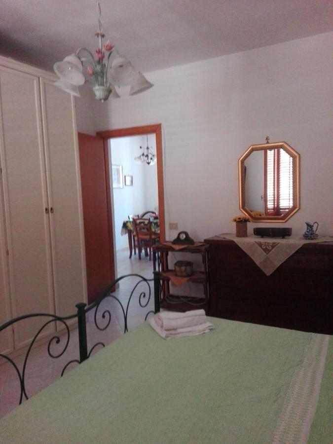 Casa Della Camperia Apartment ฟาวีญานา ภายนอก รูปภาพ