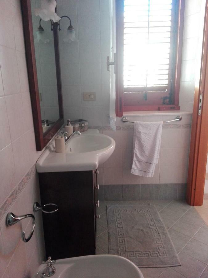 Casa Della Camperia Apartment ฟาวีญานา ภายนอก รูปภาพ